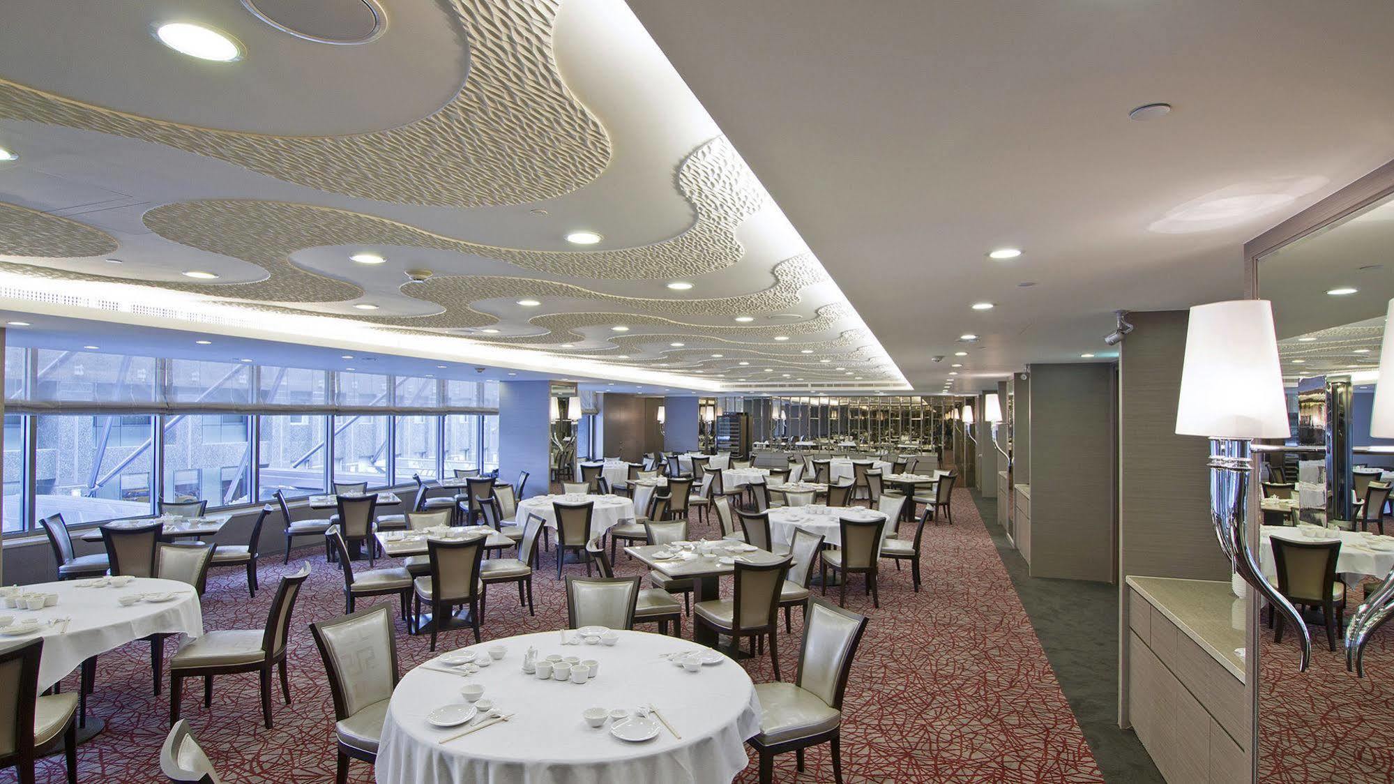 Check Inn Select Taichung Dadun Exterior photo